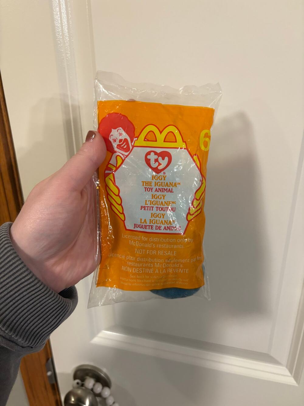 sealed 1999 McDonald's promotional Teenie Beanie Baby toy of "Iggy the Iguana”